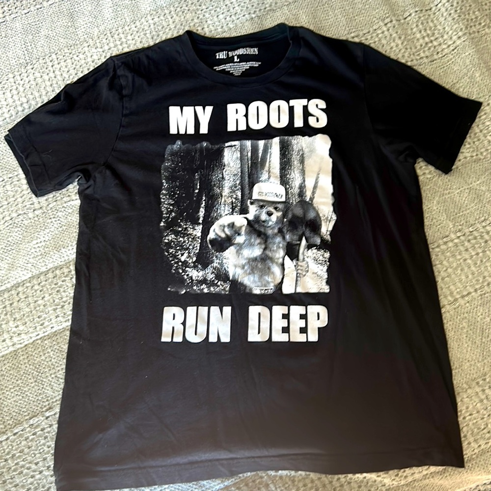 True woodsman size large T shirt
